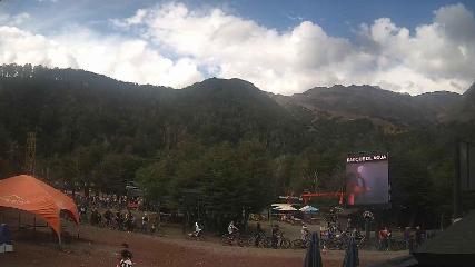 Nevados de Chillán: Plaza Tata (nevadosdechillan.com)