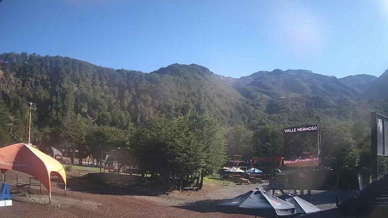 Webcam Nevados de Chillán: Plaza Tata