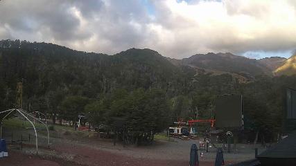 Nevados de Chillán: Plaza Tata (nevadosdechillan.com)