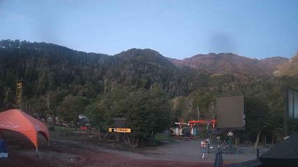 Nevados de Chillán: Plaza Tata (nevadosdechillan.com)