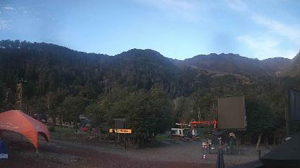 Nevados de Chillán: Plaza Tata (nevadosdechillan.com)