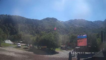 Nevados de Chillán: Plaza Tata (nevadosdechillan.com)