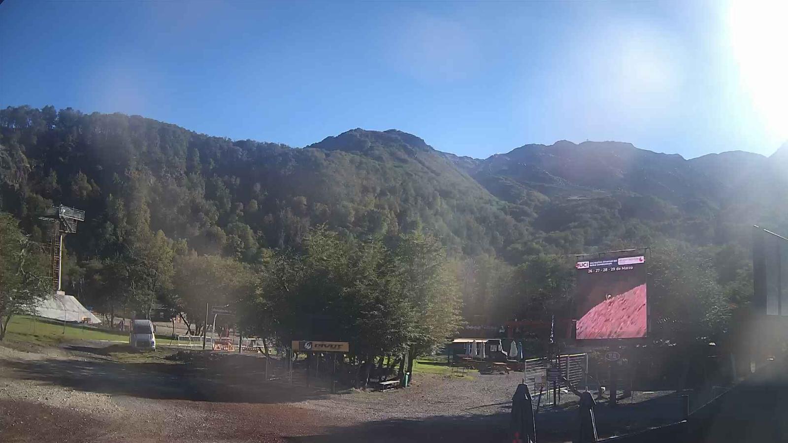 Webcam Nevados de Chillán: Plaza Tata
