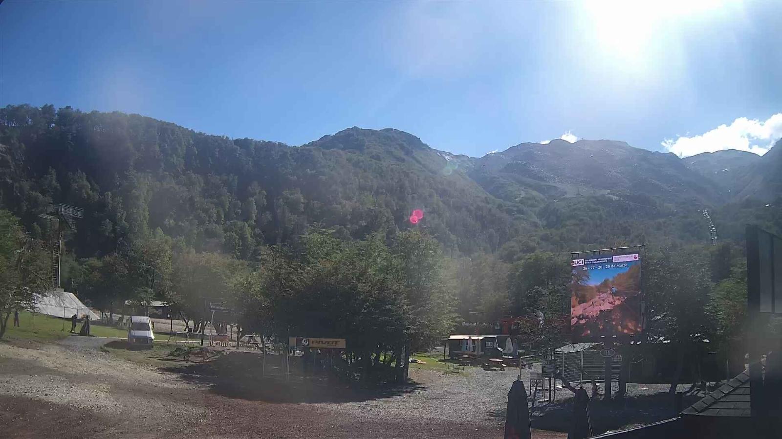 Webcam Nevados de Chillán: Plaza Tata