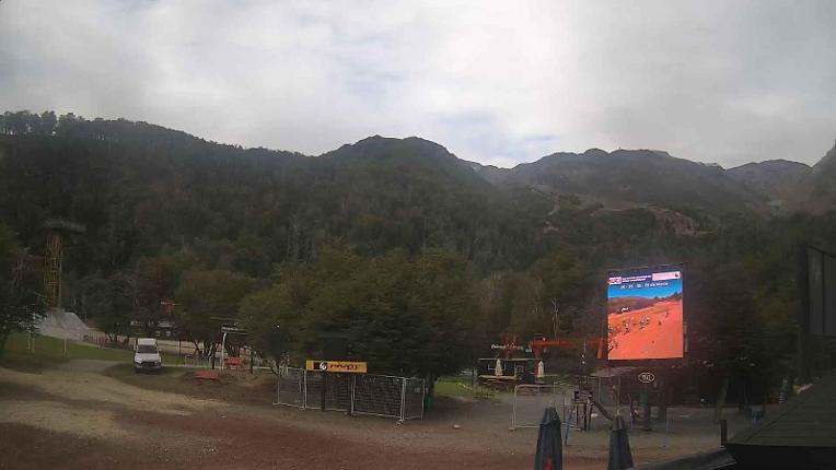 Webcam Nevados de Chillán: Plaza Tata