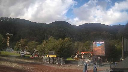 Nevados de Chillán: Plaza Tata (nevadosdechillan.com)