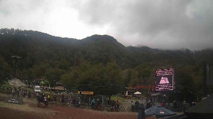 Nevados de Chillán: Plaza Tata (nevadosdechillan.com)