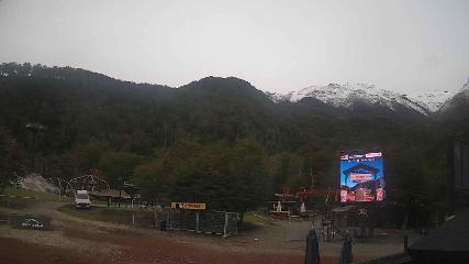 Nevados de Chillán: Plaza Tata (nevadosdechillan.com)