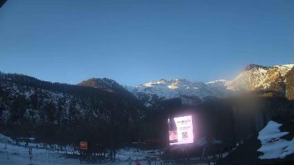 Nevados de Chillán: Plaza Tata (nevadosdechillan.com)