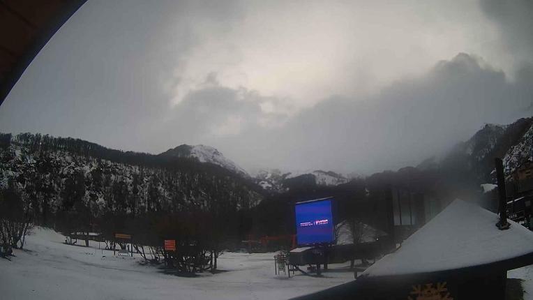 Webcam Nevados de Chillán: Plaza Tata