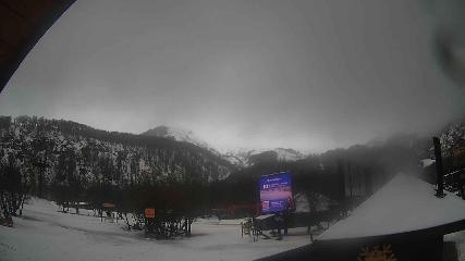 Nevados de Chillán: Plaza Tata (nevadosdechillan.com)