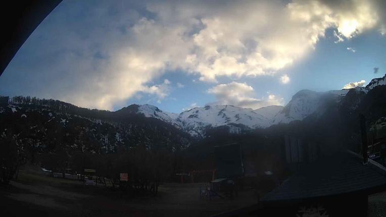 Webcam Nevados de Chillán: Plaza Tata