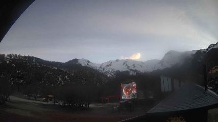 Nevados de Chillán: Plaza Tata (nevadosdechillan.com)