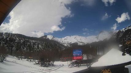 Nevados de Chillán: Plaza Tata (nevadosdechillan.com)