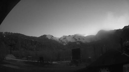Nevados de Chillán: Plaza Tata (nevadosdechillan.com)