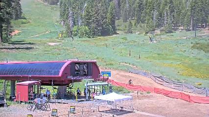 Northstar California: Mid Mountain (northstarcalifornia.com)
