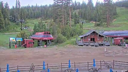 Northstar California: Mid Mountain (northstarcalifornia.com)