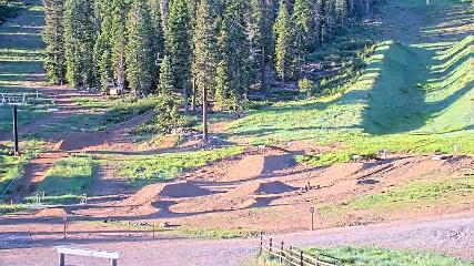 Northstar California: Mid Mountain (northstarcalifornia.com)