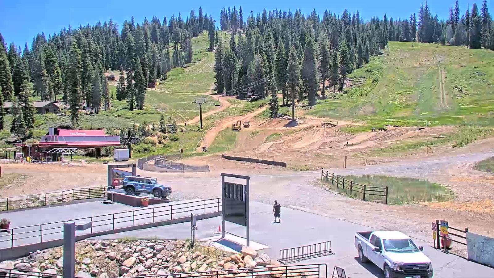 Webcam Northstar California: Mid Mountain