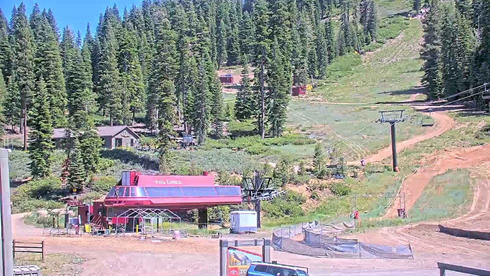 Webcam Northstar California: Mid Mountain