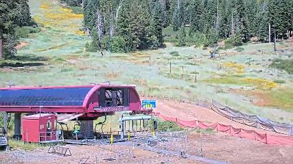 Northstar California: Mid Mountain (northstarcalifornia.com)