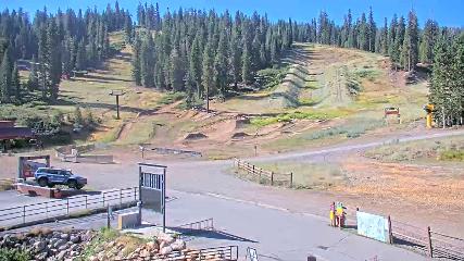 Northstar California: Mid Mountain (northstarcalifornia.com)