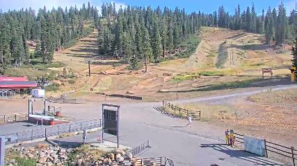 Northstar California: Mid Mountain (northstarcalifornia.com)