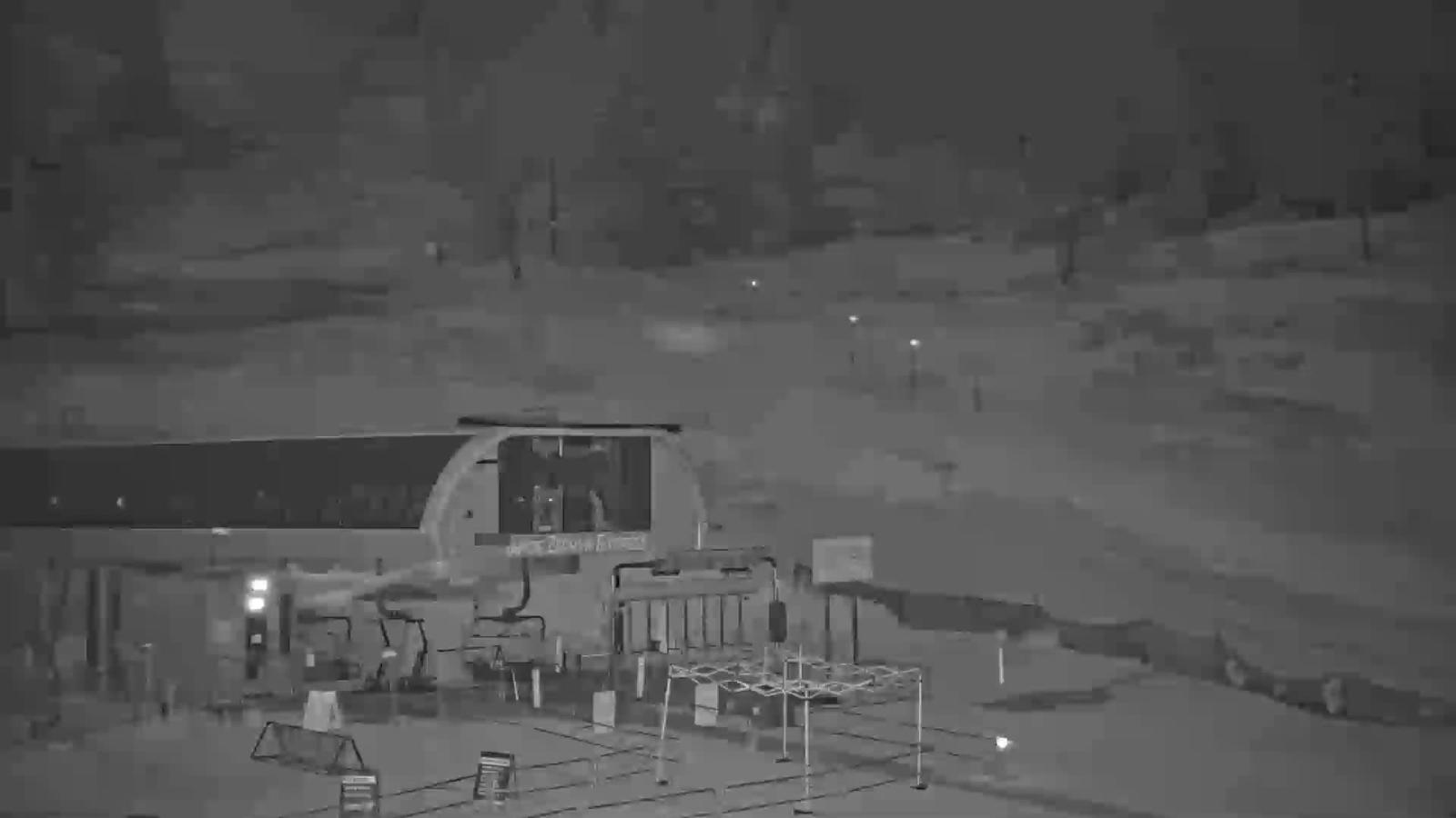 Webcam Northstar California: Mid Mountain
