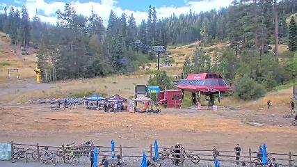 Northstar California: Mid Mountain (northstarcalifornia.com)