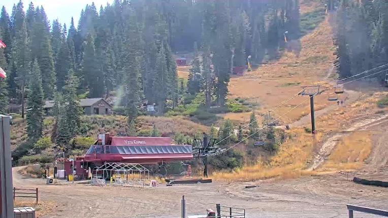 Webcam Northstar California: Mid Mountain