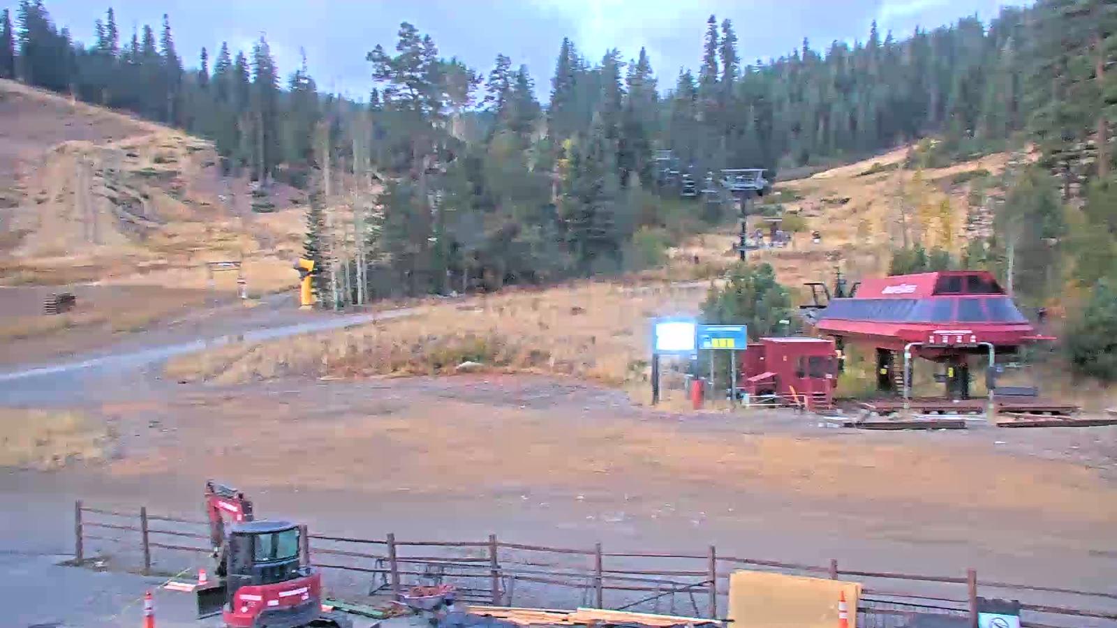 Webcam Northstar California: Mid Mountain