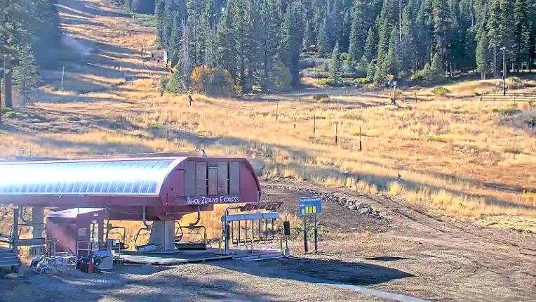 Webcam Northstar California: Mid Mountain