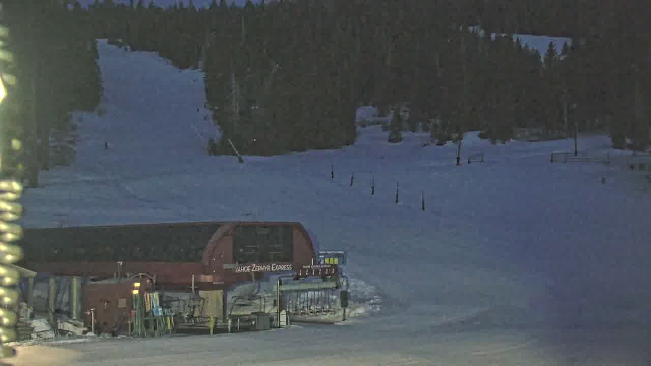 Webcam Northstar California: Mid Mountain