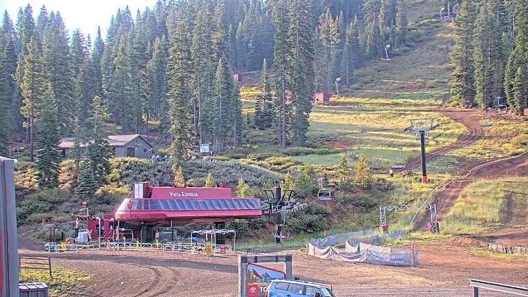 Webcam Northstar California: Mid Mountain