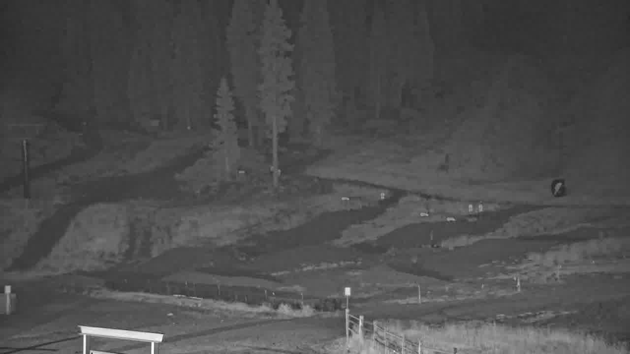 Webcam Northstar California: Mid Mountain