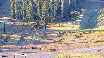 Northstar California: Mid Mountain (northstarcalifornia.com)