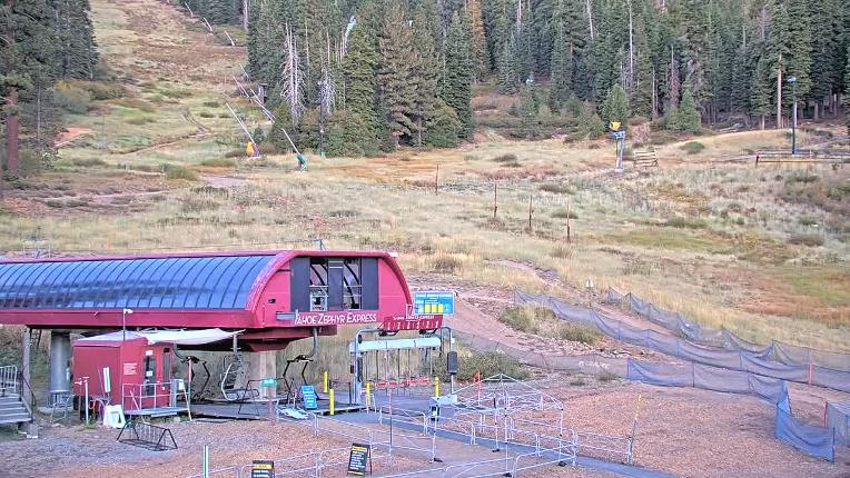 Webcam Northstar California: Mid Mountain