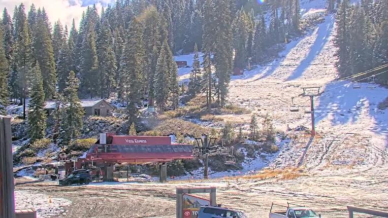 Webcam Northstar California: Mid Mountain