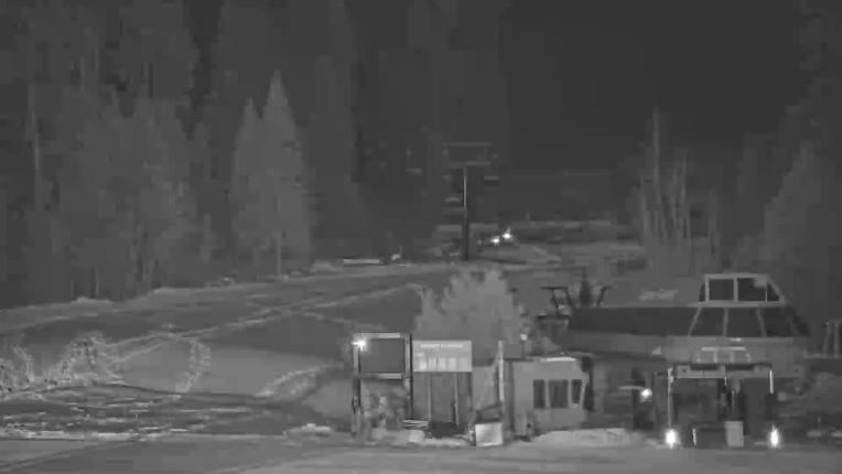 Webcam Northstar California: Mid Mountain