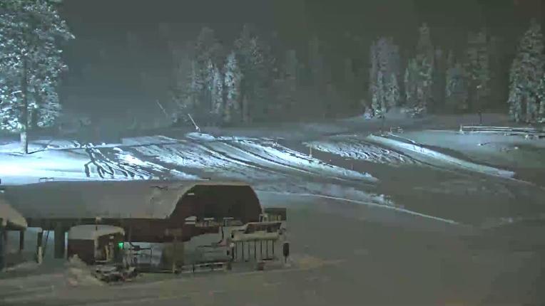 Webcam Northstar California: Mid Mountain