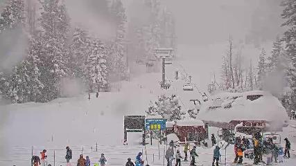 Northstar California: Mid Mountain (northstarcalifornia.com)