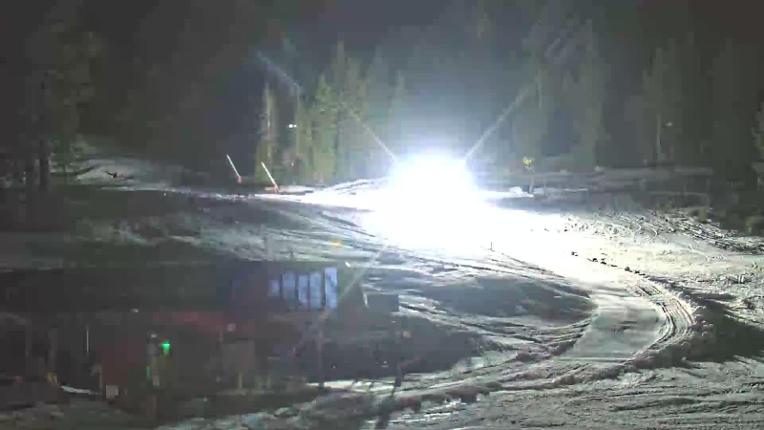 Webcam Northstar California: Mid Mountain
