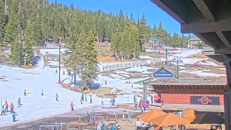 Webcam Northstar California: Mid Mountain