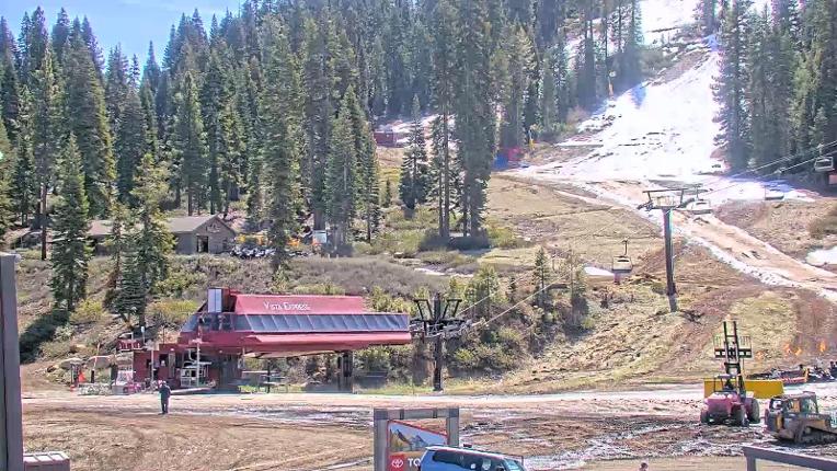 Webcam Northstar California: Mid Mountain