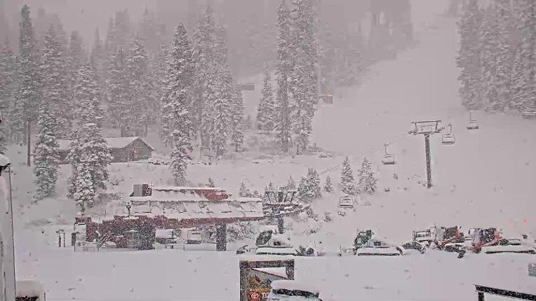 Webcam Northstar California: Mid Mountain