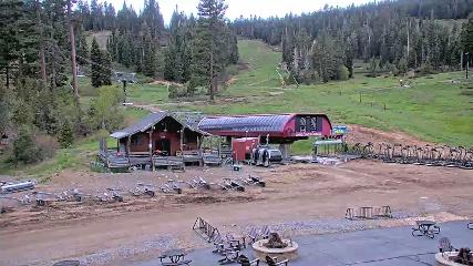 Northstar California: Mid Mountain (northstarcalifornia.com)