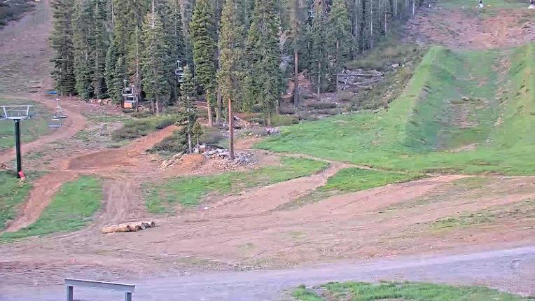 Webcam Northstar California: Mid Mountain