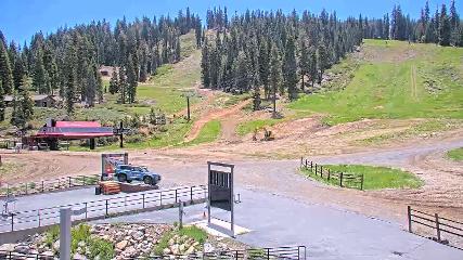 Northstar California: Mid Mountain (northstarcalifornia.com)