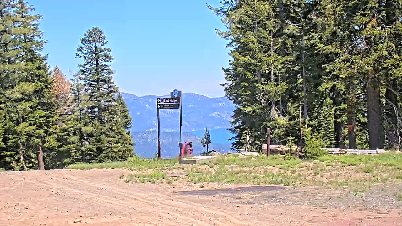 Webcam Northstar California: Mount Pluto Summit