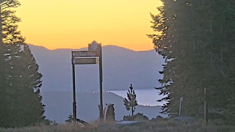 Webcam Northstar California: Mount Pluto Summit